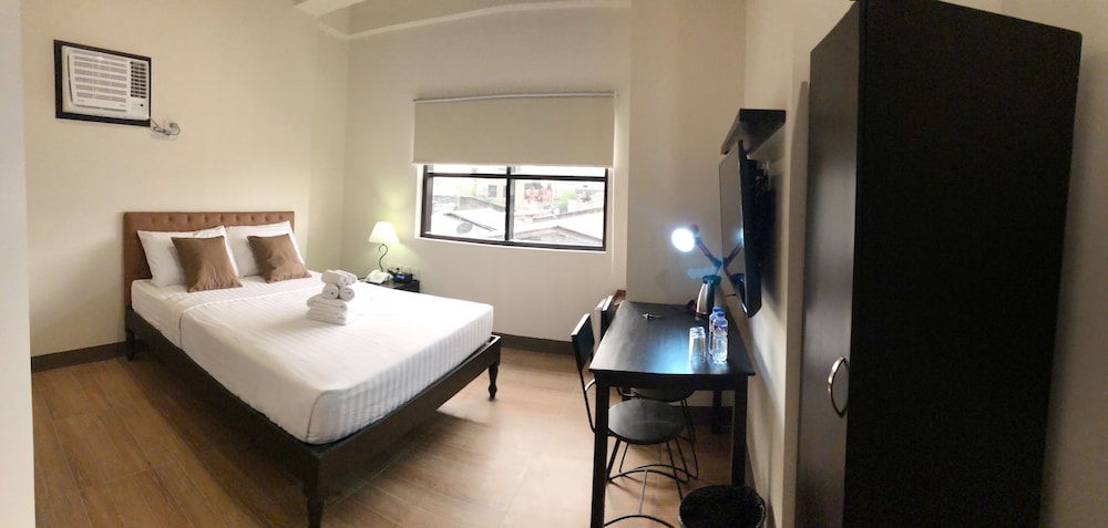 Achievers Airport Hotel 5/46