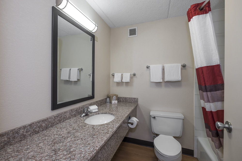 Red Roof Inn Cortland 7/21