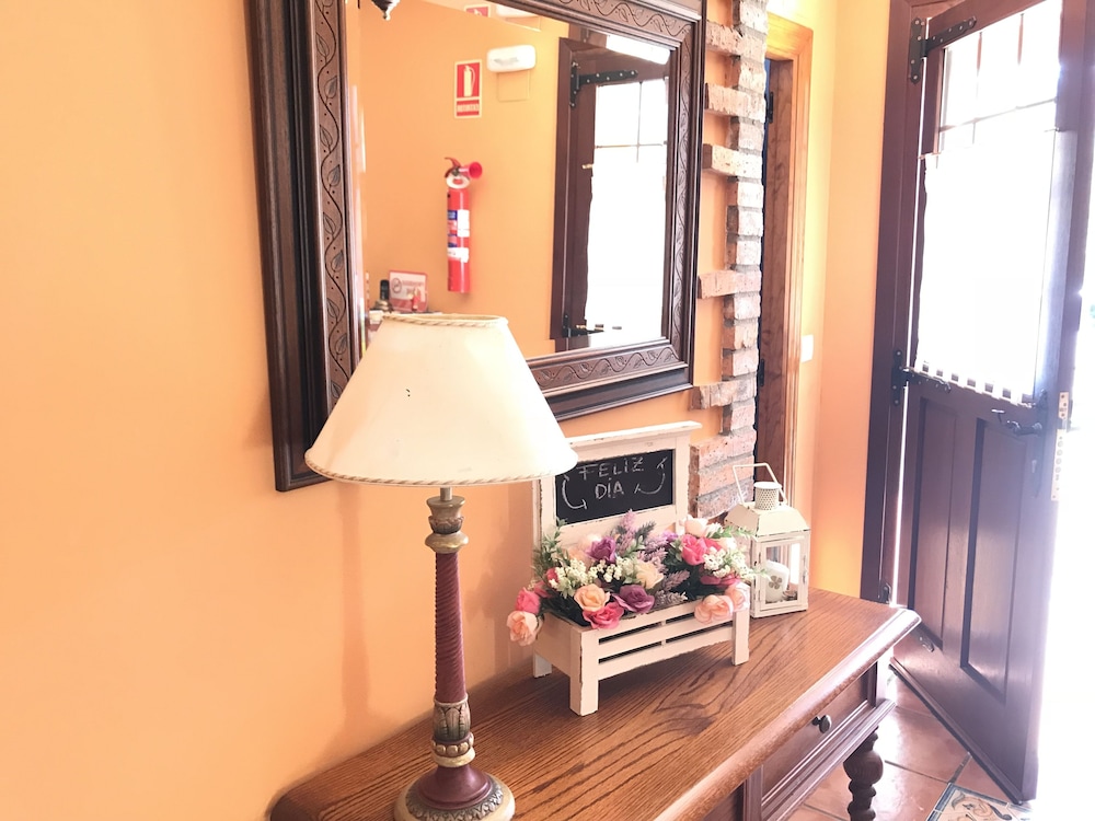 Posada Mediavia 18/37