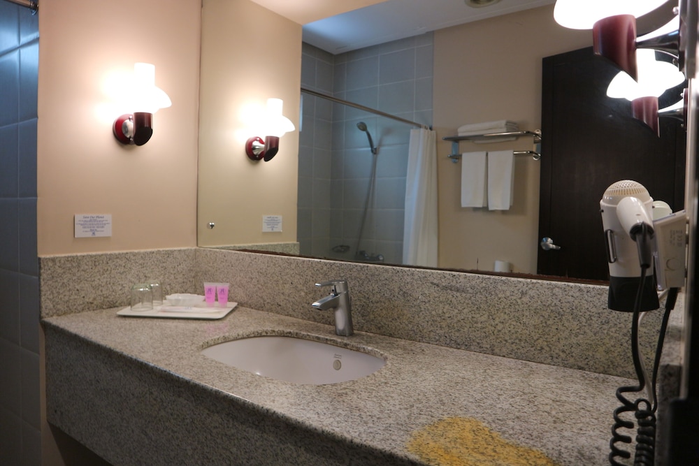 N Hotel 24/55