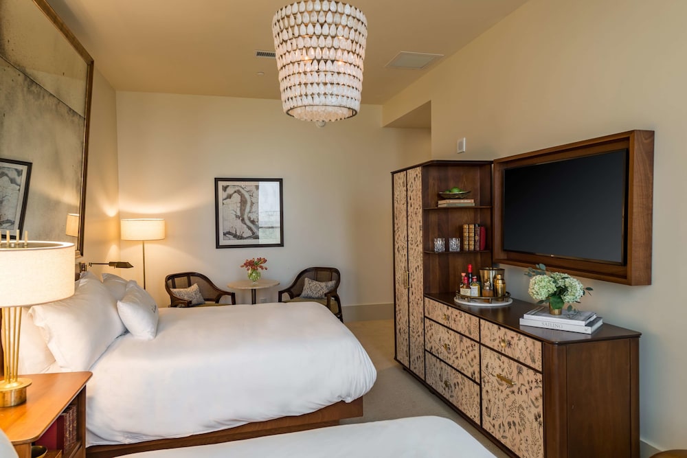 The Dewberry Charleston 11/66