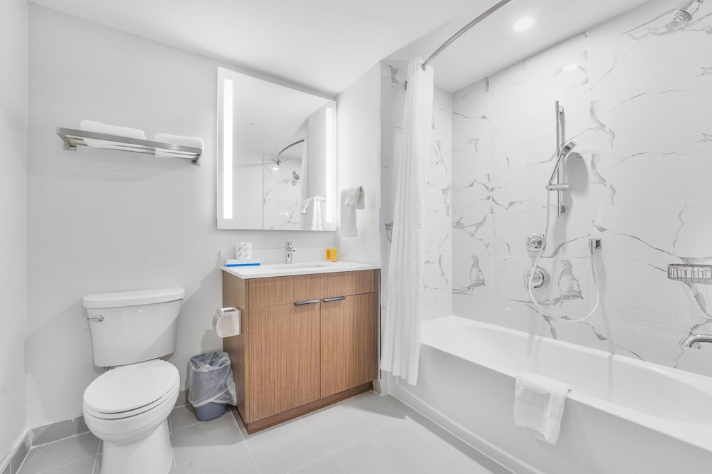 Skye Hotel & Residences, BW Signature Collection 30/30