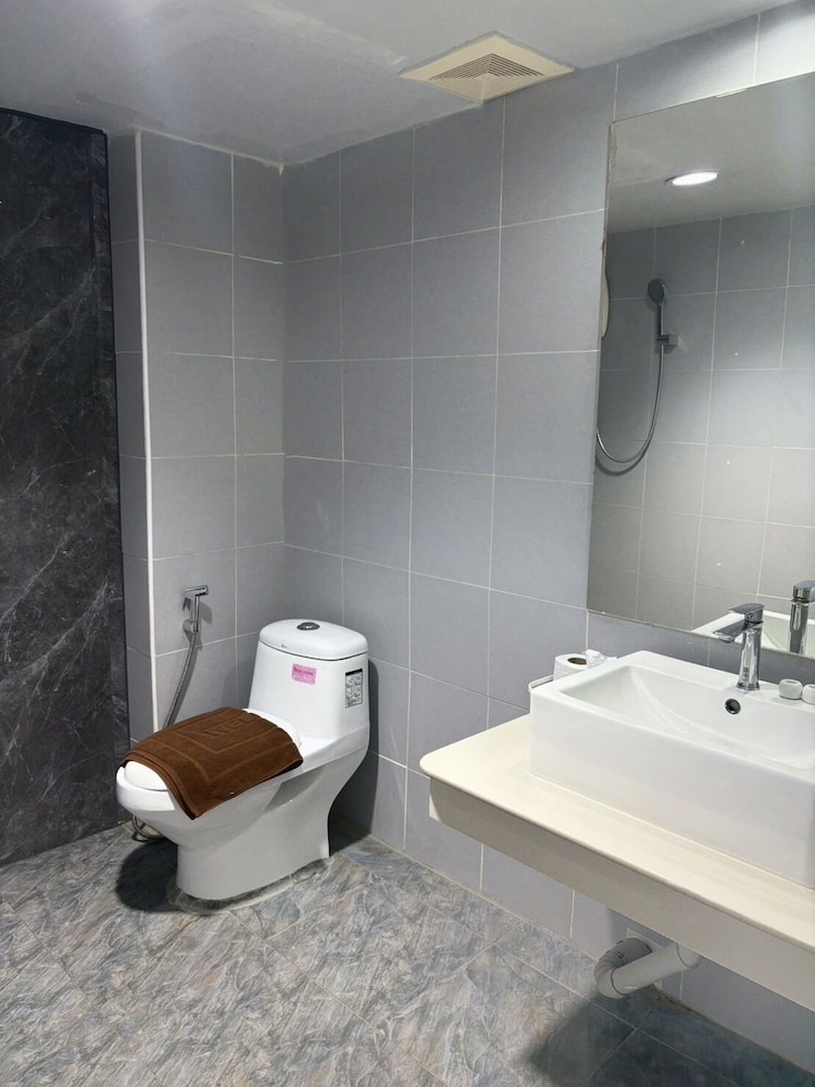 Km Kwanphayao Hotel 49/50