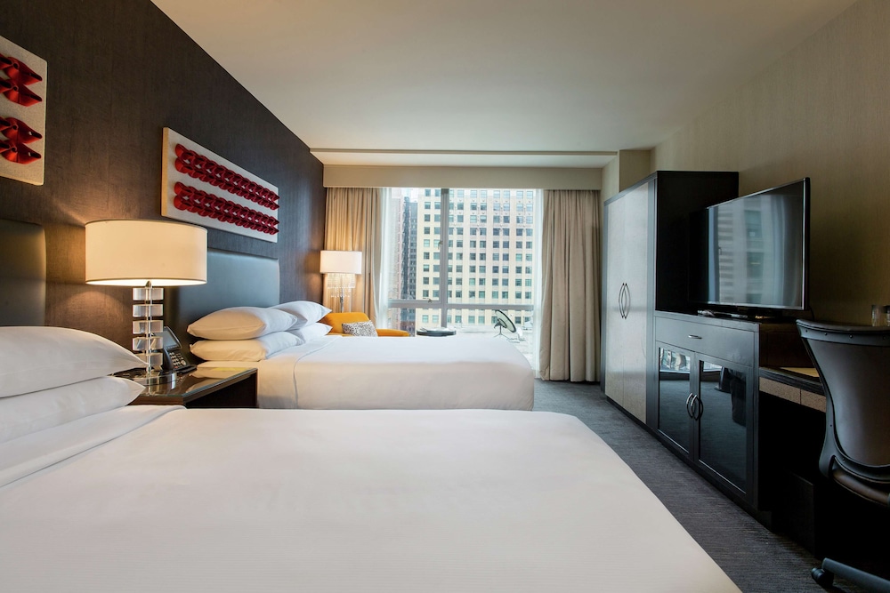 theWit Chicago, a Hilton Hotel 20/67