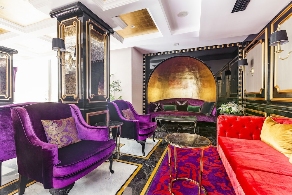 Les Ambassadeurs Marina Hotel Casino 16/50
