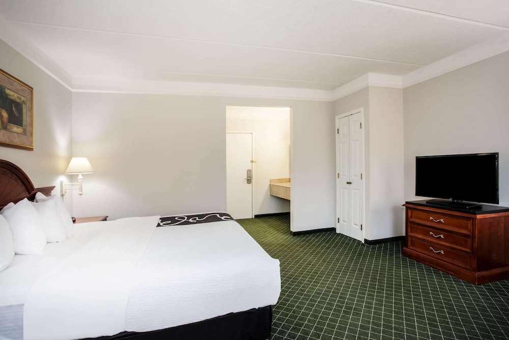 La Quinta Inn & Suites by Wyndham Melbourne Viera 16/56