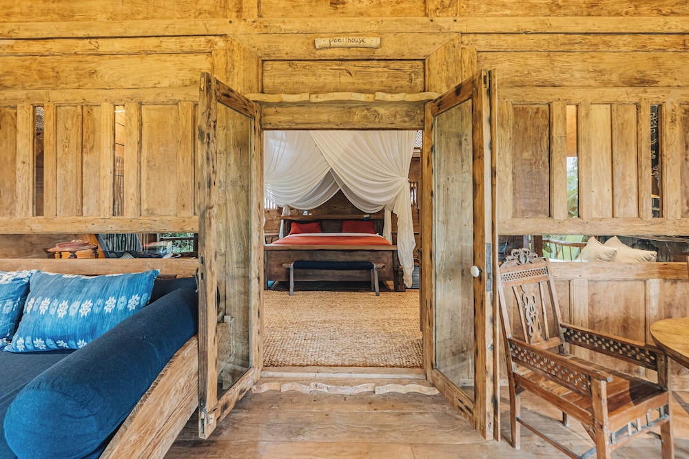 1 Bedroom, Suite, House, Queen Bed, Rice Field View