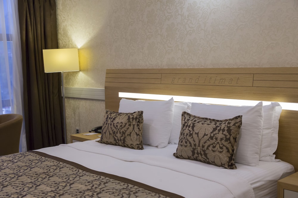 Grand Itimat Hotel 13/60