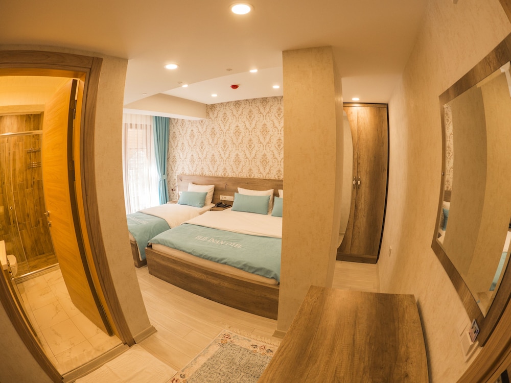 Elif Inan Motel 24/50