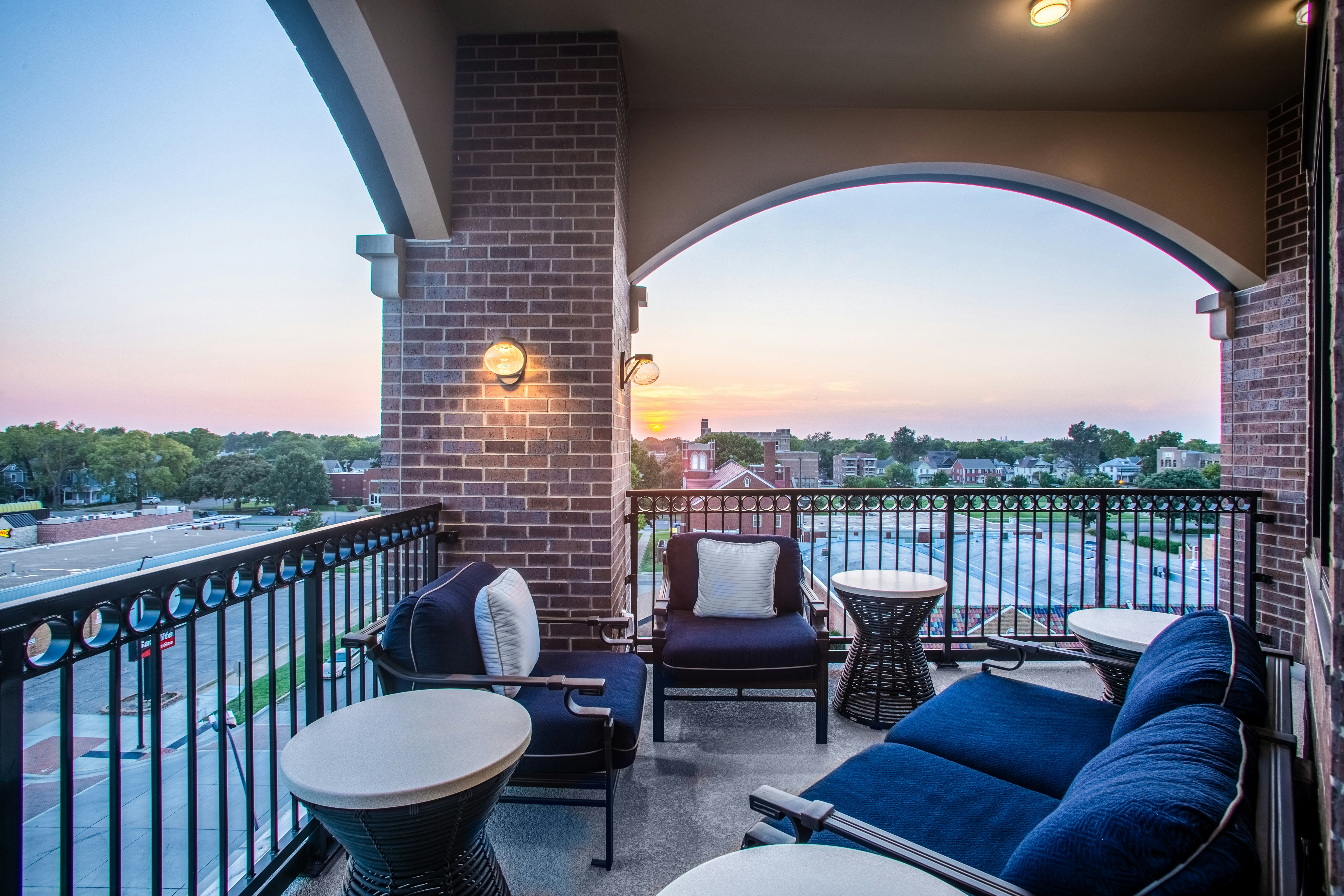 Homewood Suites By Hilton Salina Downtown Ks 18/27