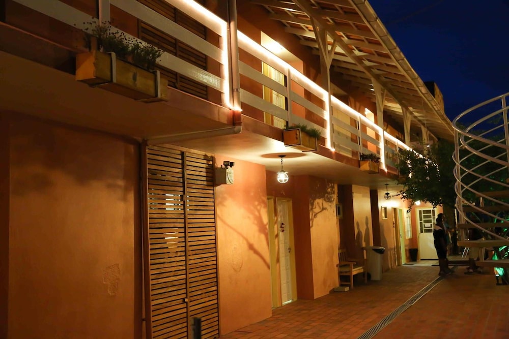 Hotel Acoriano 4/68