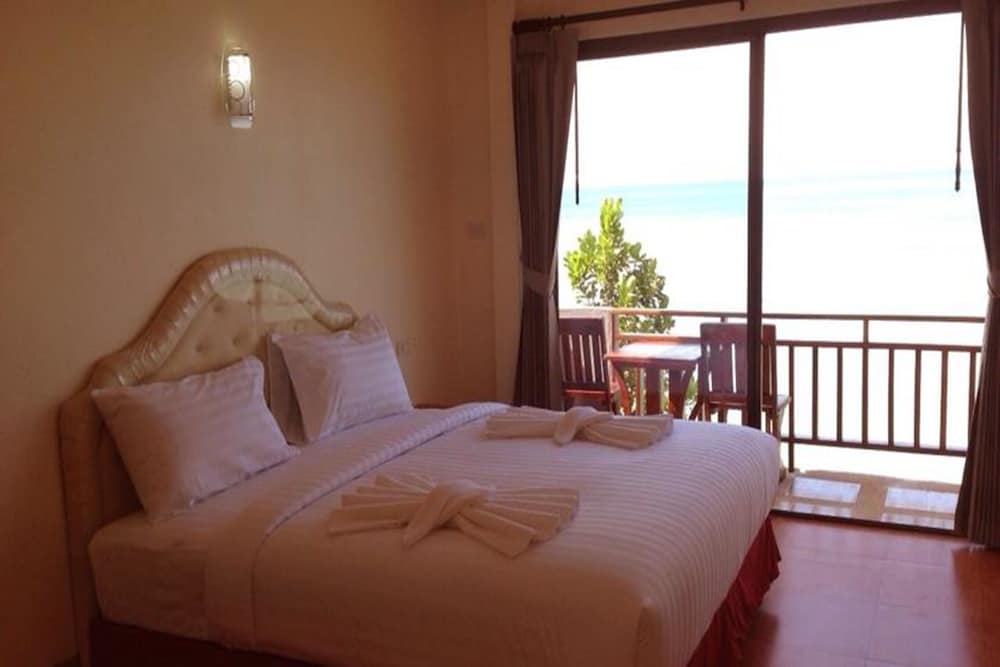 Bamboo At Koh Chang Resort 24/68