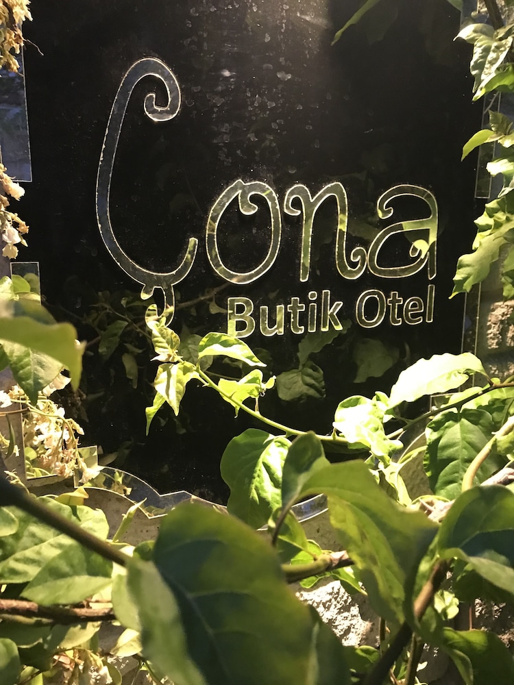 Alacati Cona Butik Otel 46/50