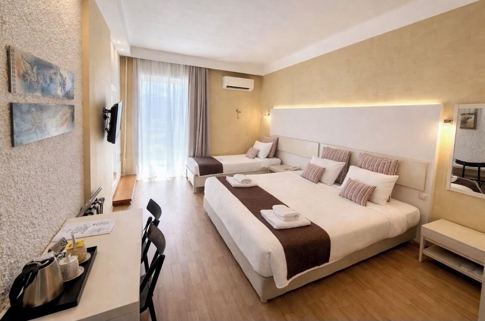 Nidimos Hotel 18/50