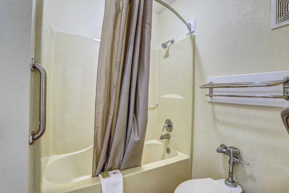 Motel6 Dickson, TN 16/59