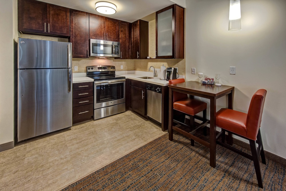 Residence Inn Kansas City Downtown Convention Center 42/45
