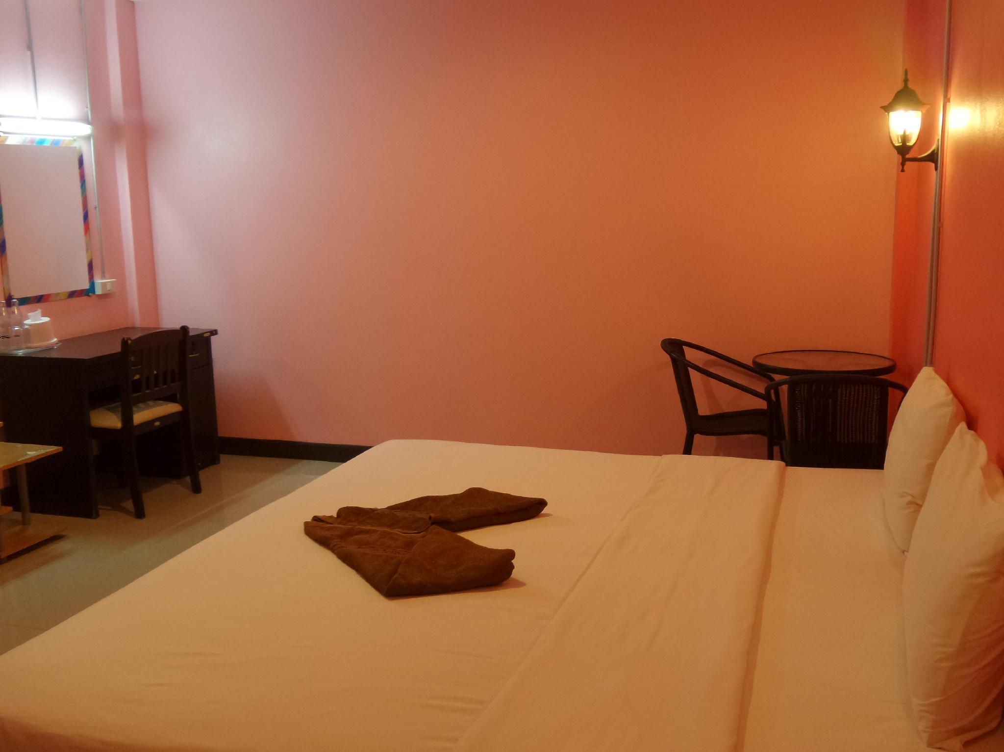 Air Condition, Double Bed، U Sabuy Mansion Trang 3/3