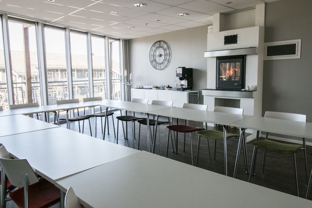 Hamar Hostel Vikingskipet / Vikingskipet Apartments 35/49