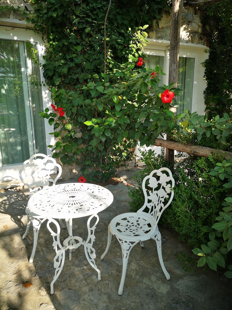 Dimora Fornillo Hotel 53/57
