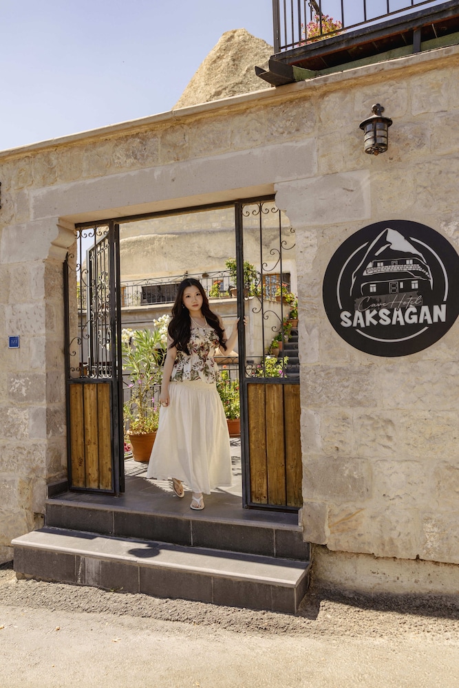 Cave Hotel Saksagan 7/48