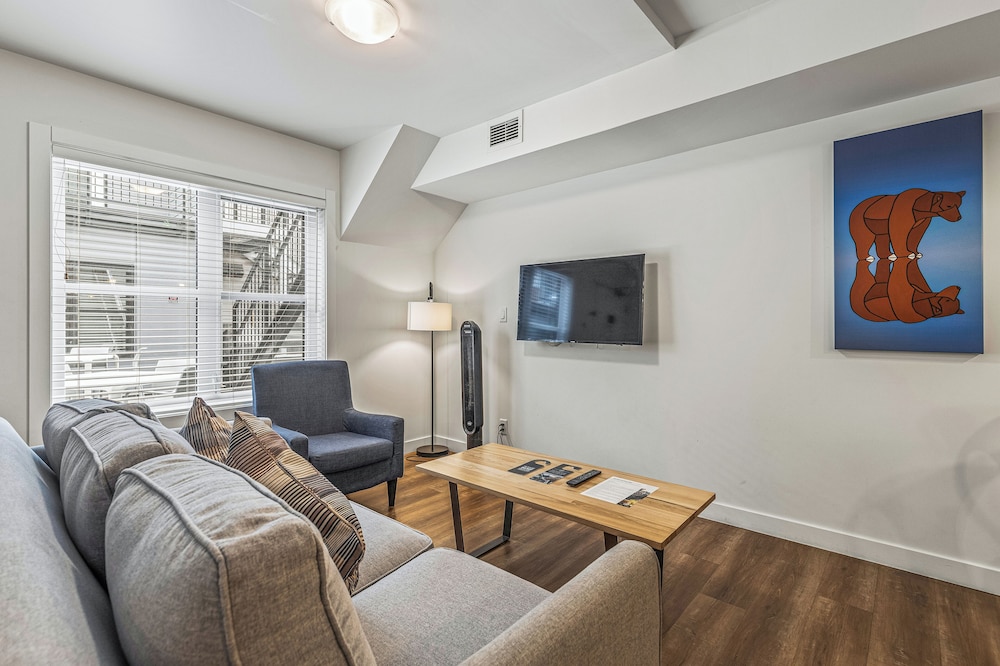 Basecamp Resorts Canmore 34/50