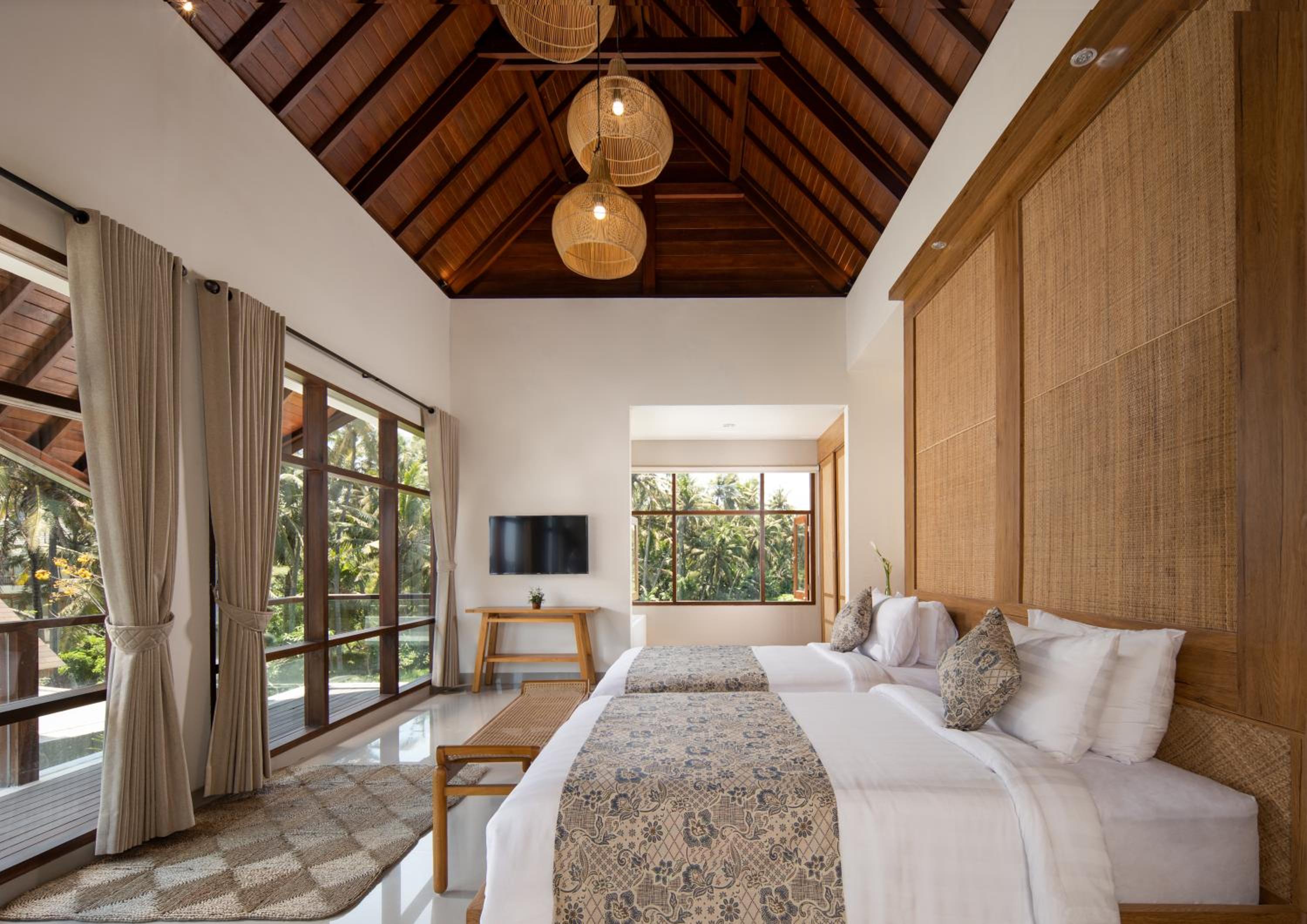 2 BEDROOMS, VILLA, PRIVATE POOL