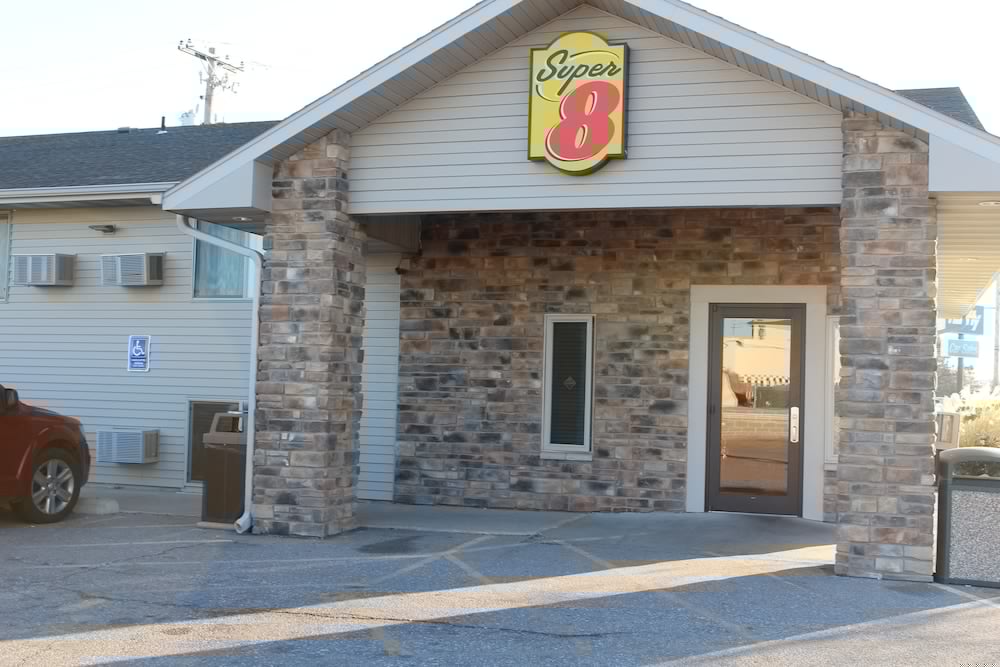 Super 8 By Wyndham Kearney 5/33