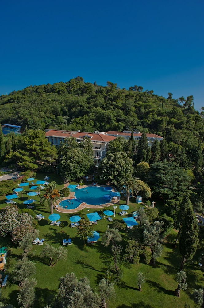 Hotel Rivijera 34/50