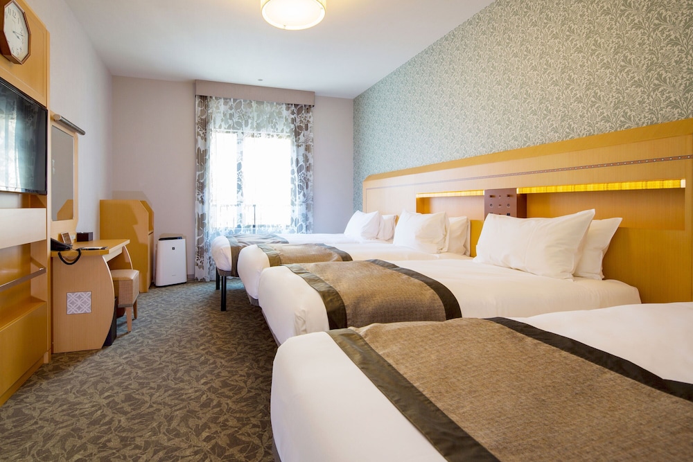 Room at Hotel Monterey Kobe, KOBE