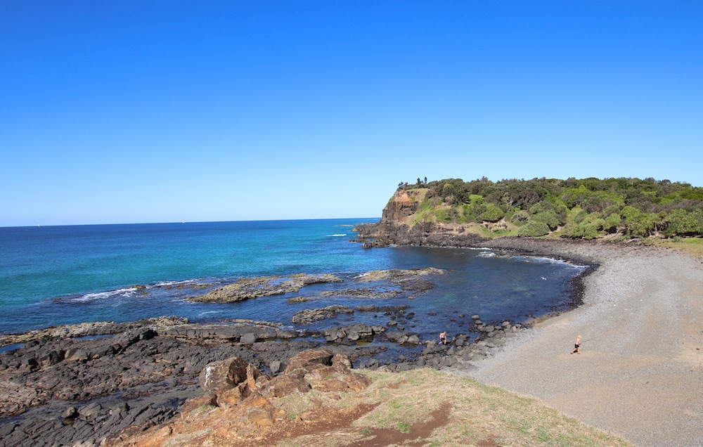 Headland Beach Resort 54/69