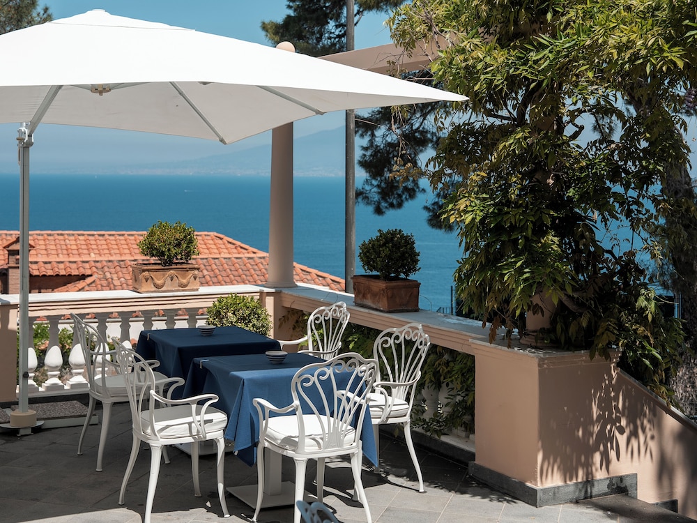 Hotel Miramare Sorrento 43/63