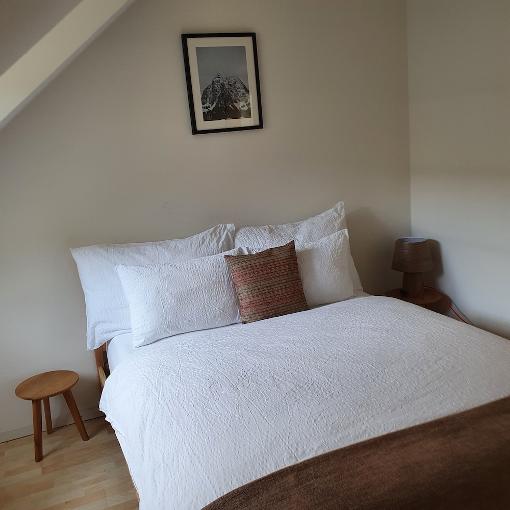 Airhome Zug Neugasse Stadtzentrum 10/25
