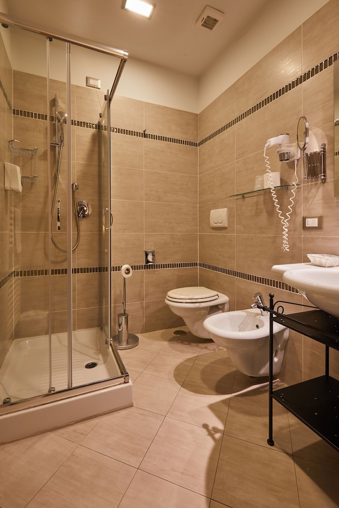 Castel Martini Wellness And Business Hotel 31/31