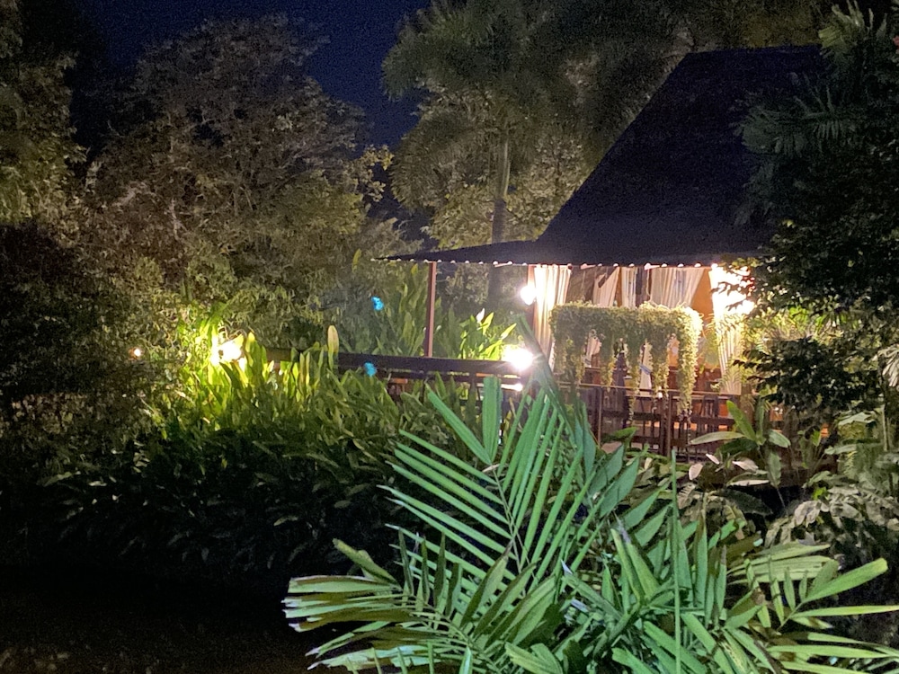 PURA VIDA PAI RESORT 58/65