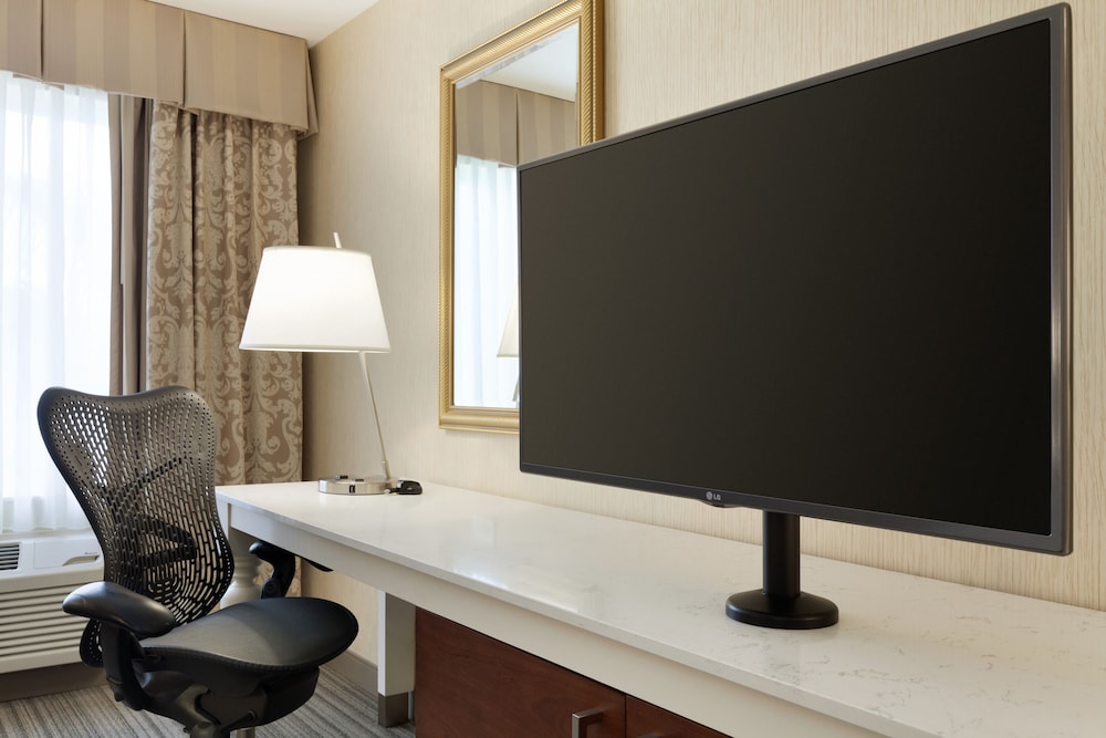 Hilton Garden Inn Seattle/Renton 40/41