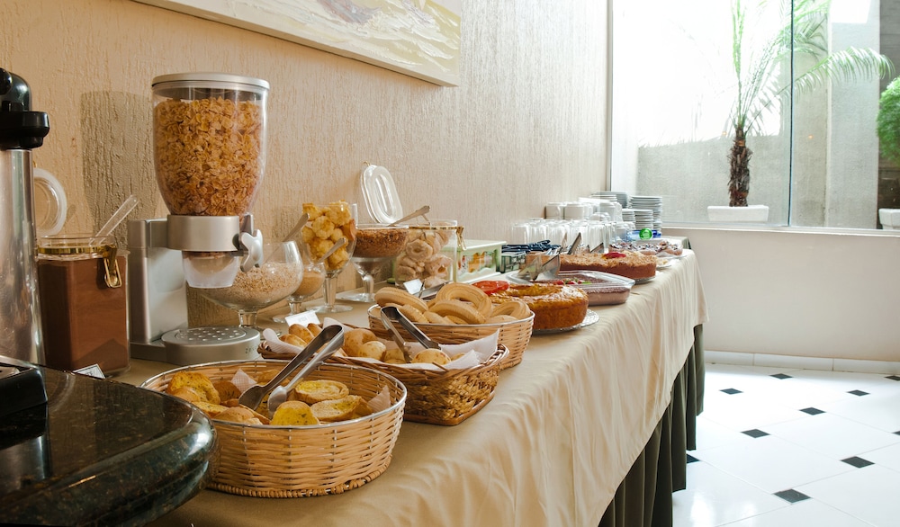 Villa Canoas Hotel 69/80