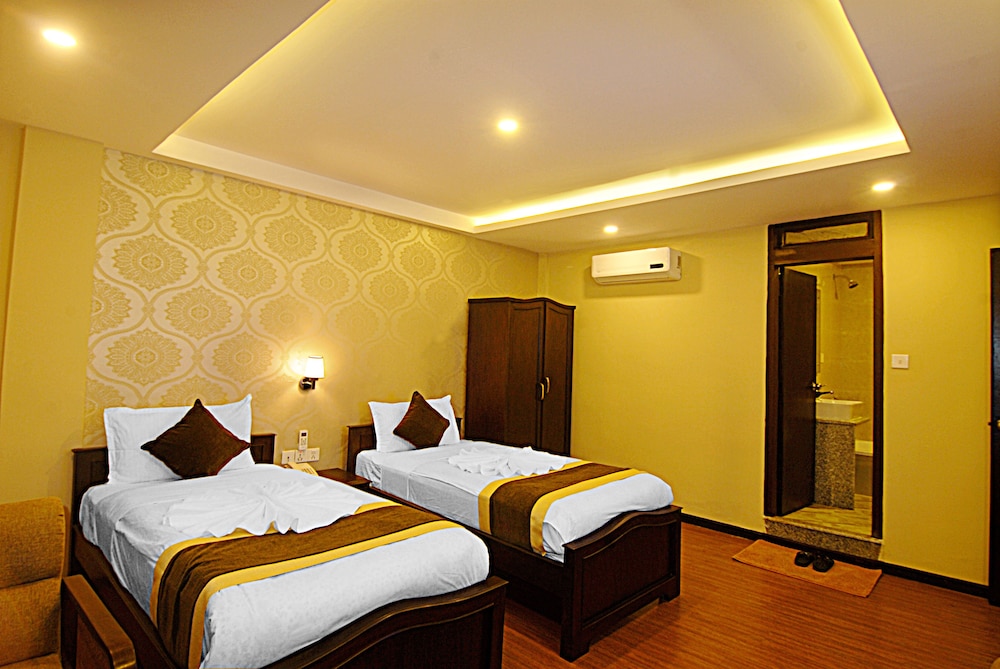 Kathmandu Grand Hotel 9/48