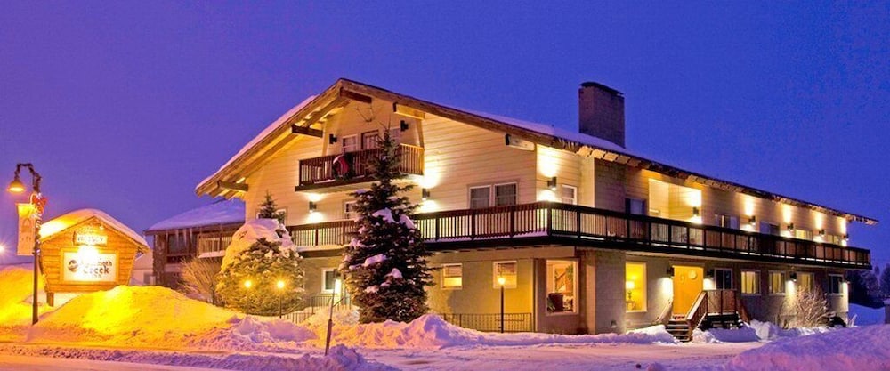 Mammoth Creek Inn 2/59
