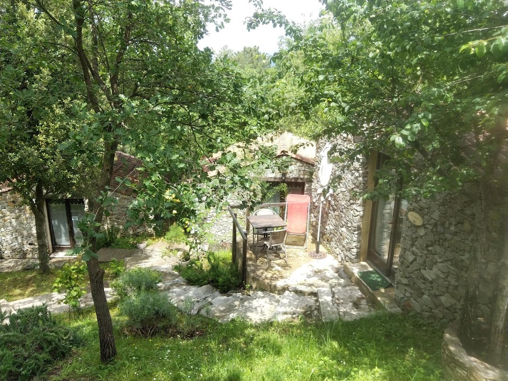 Villa Praesidio 39/43