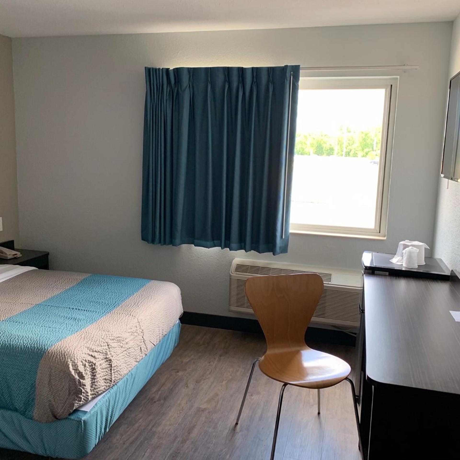 ROOM, DOUBLE BED, ACCESSIBLE