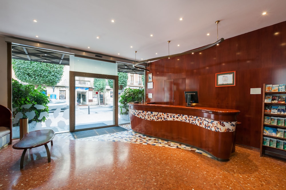 Hotel Gaudi 9/49
