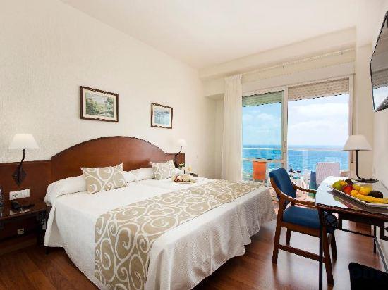 Mediterranean, Double or Twin Bed, Sea View