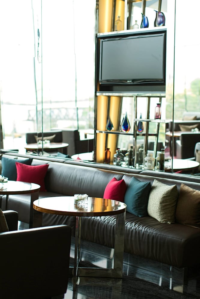 Hong Kong Skycity Marriott Hotel 50/53