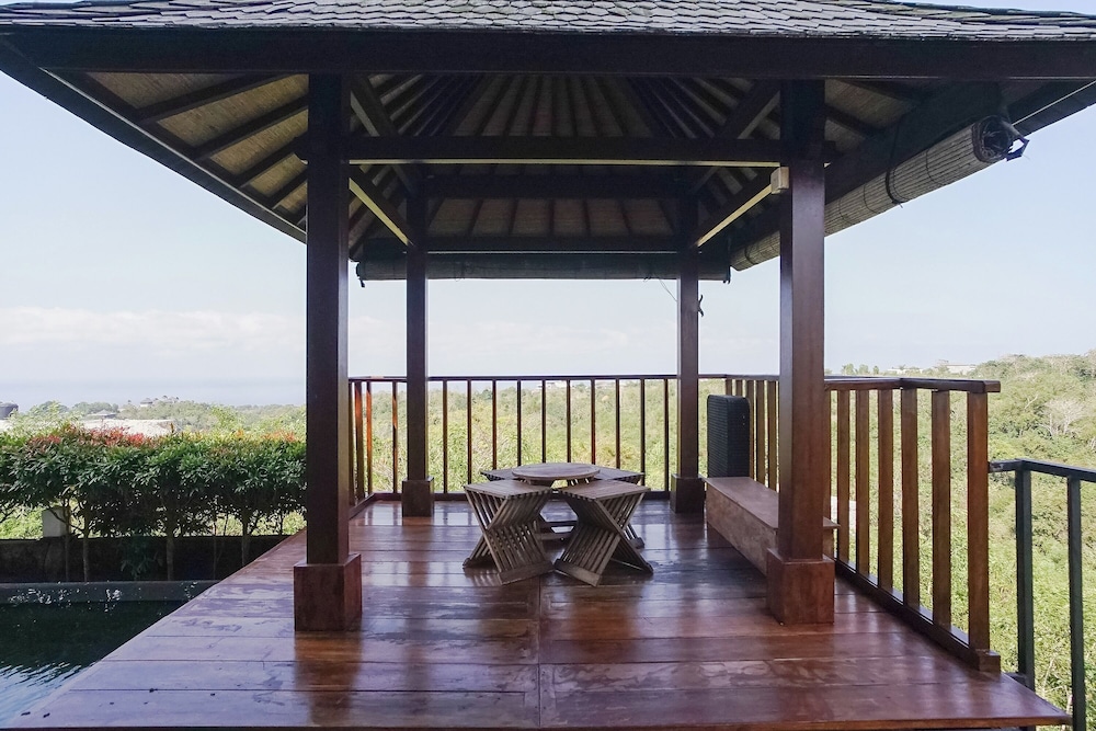 The Ocean Views Luxury Villas & Apartment by ZUZU 39/73