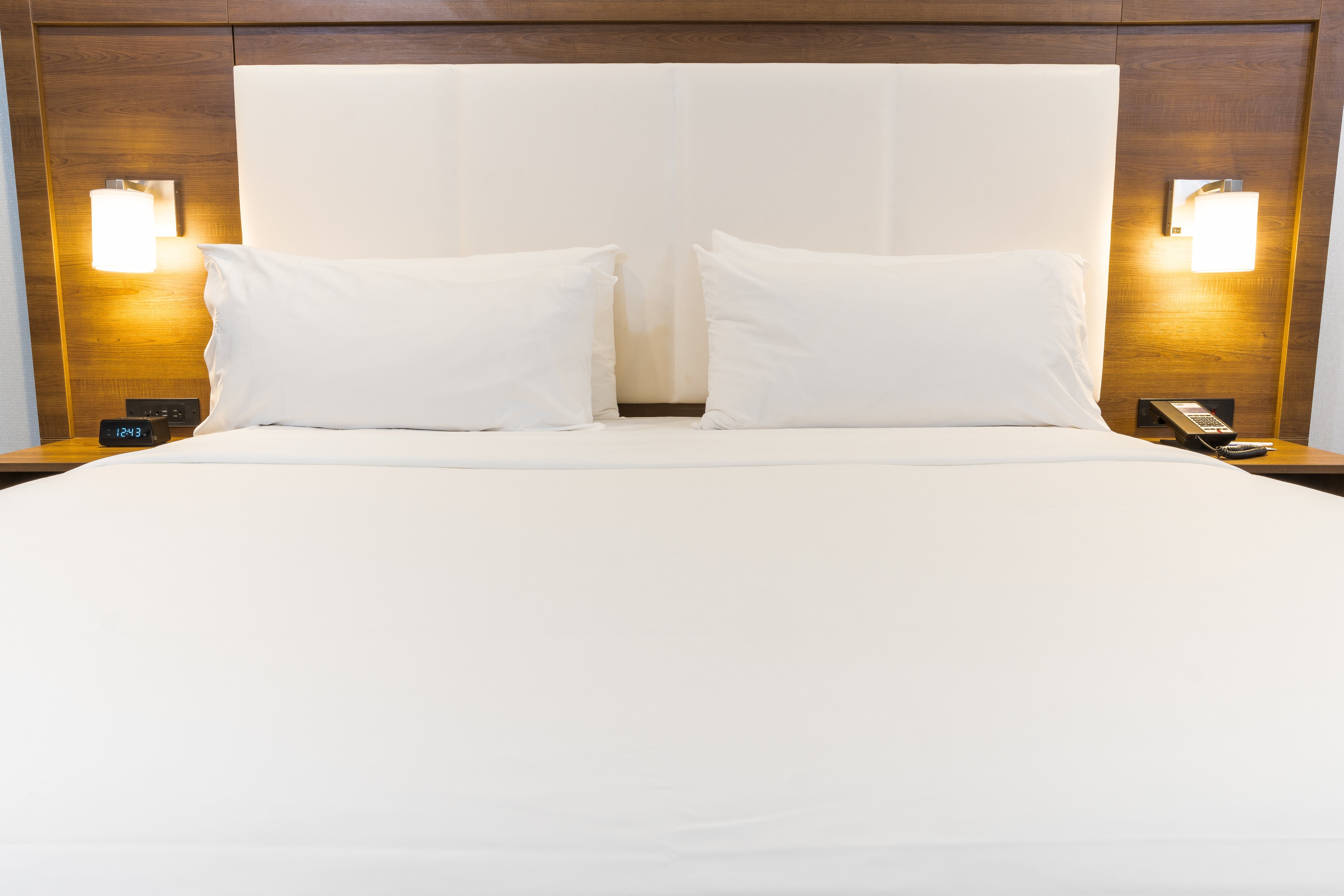 Holiday Inn Express Hollywood Walk of Fame An Ihg Hotel 40/65
