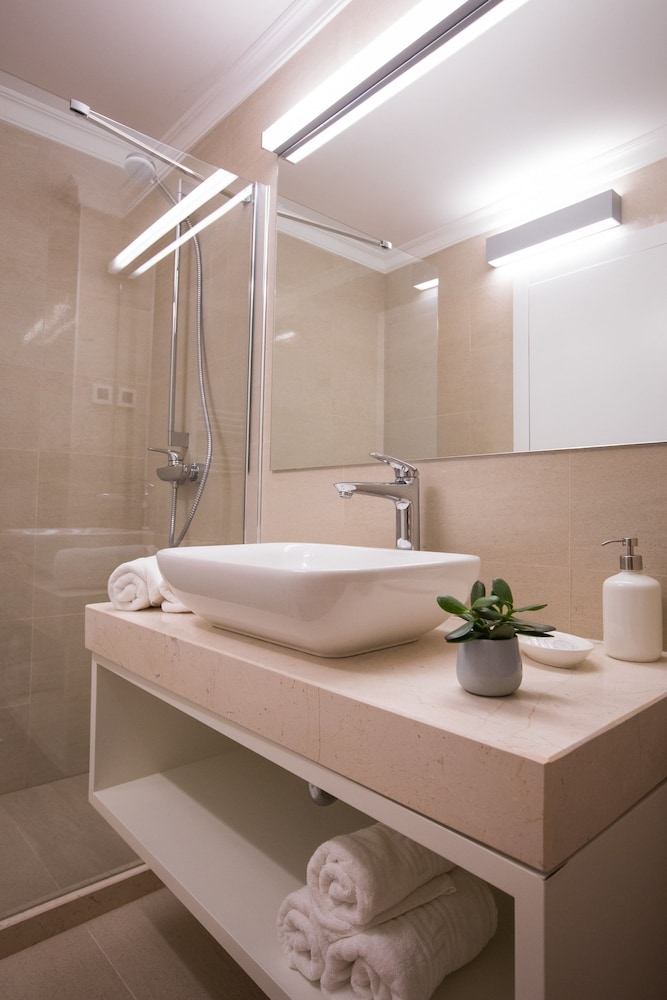 Bova Luxury Rooms 32/36