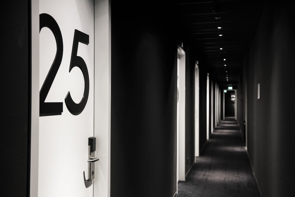 BOUTIQUE HOTEL GLOW 15/40