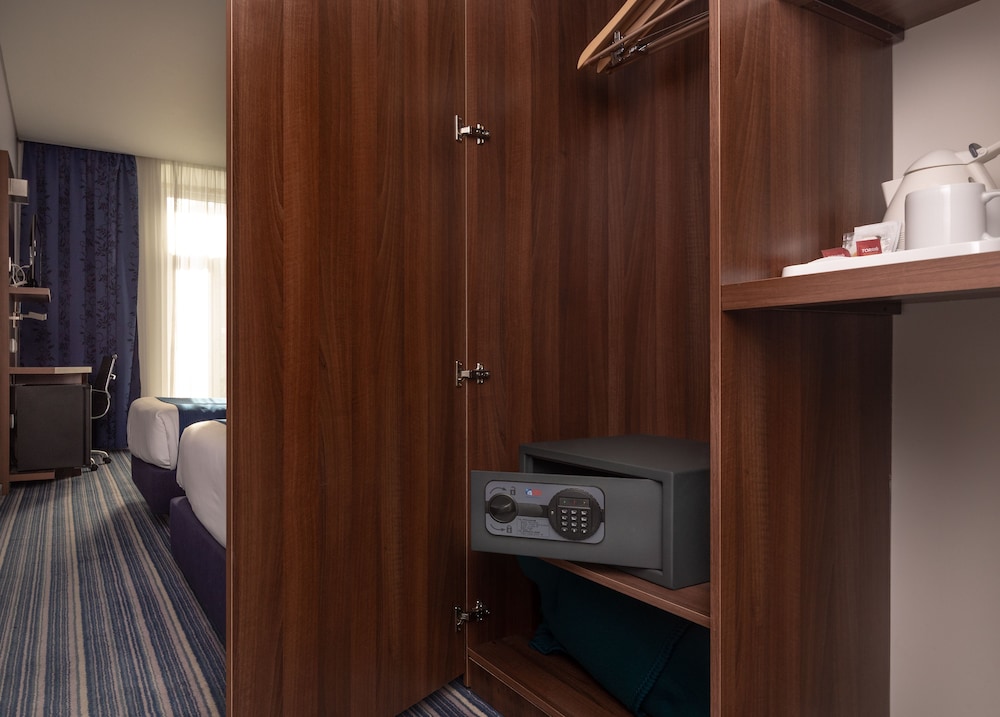 Holiday Inn Express LISBON - AV. LIBERDADE 60/62
