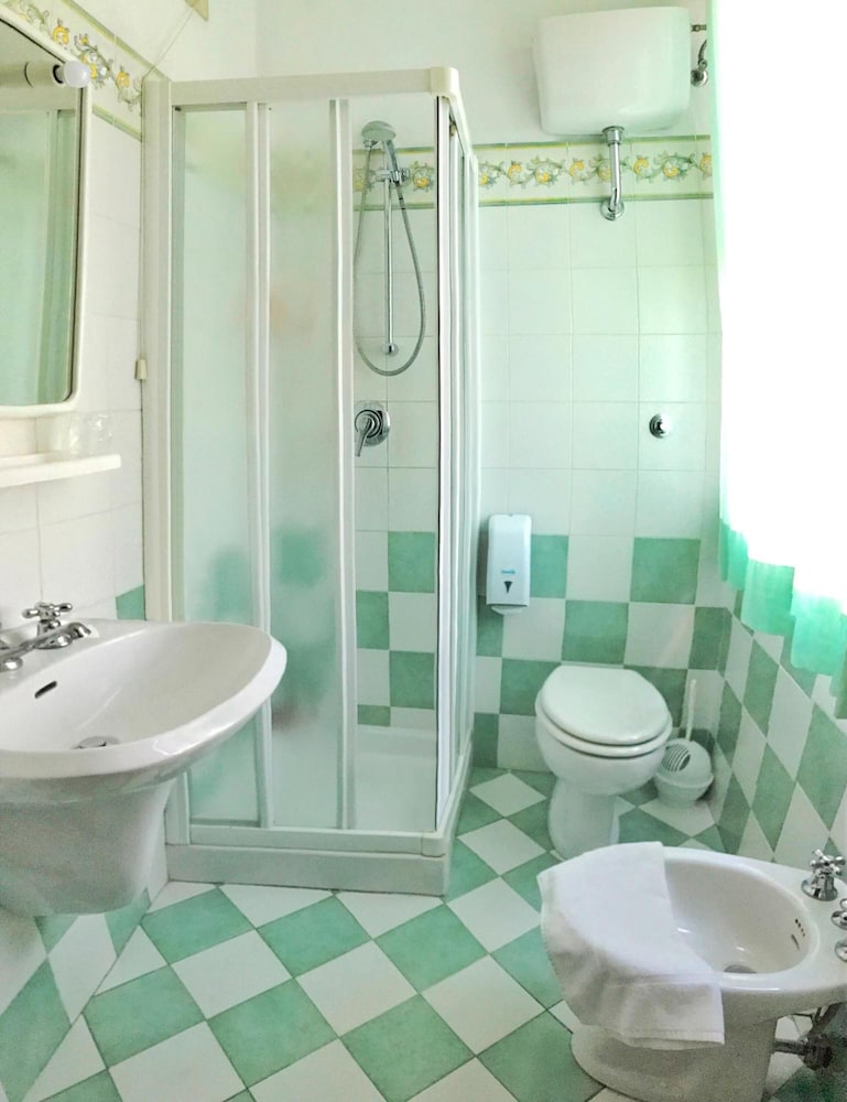 Hotel Villa Primavera 93/94