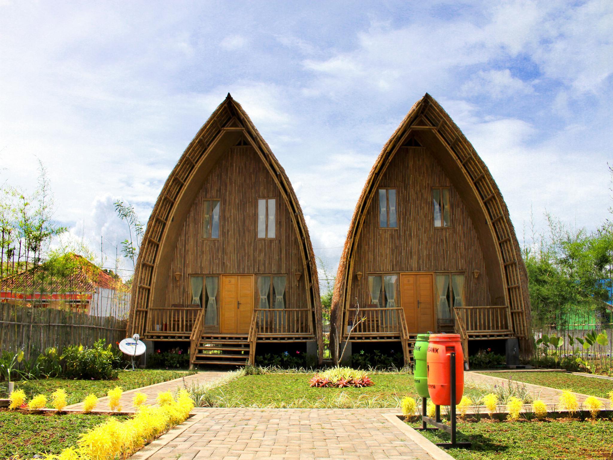 Villa Chavaminerva Bambu - Lembang 8/44